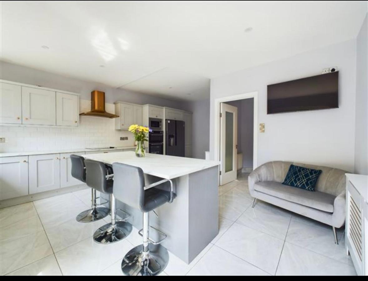 Séjour chez l'habitant Deluxe Dwelling - 15 Mins From City/airport Cork